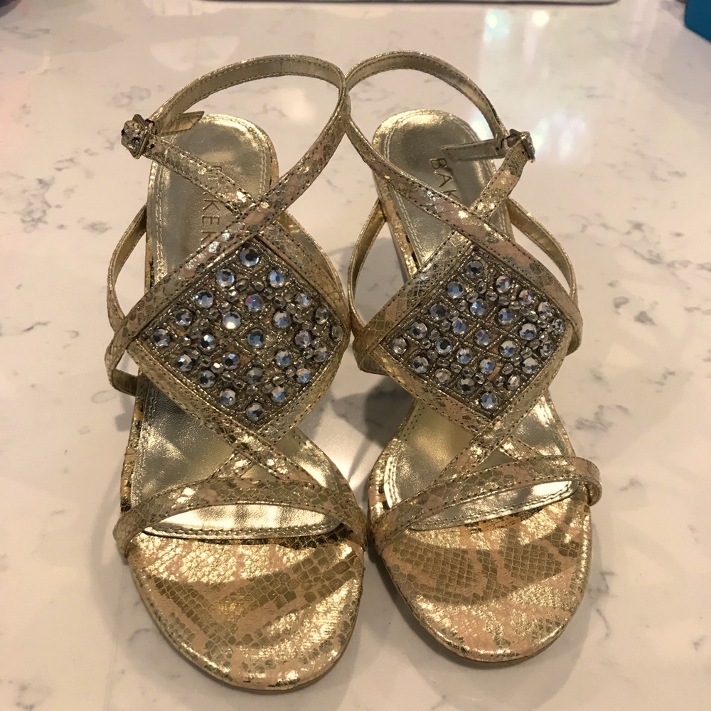 NEW in Box Bakers Rhinestone Gold Wedge Heel with Replacement Stones